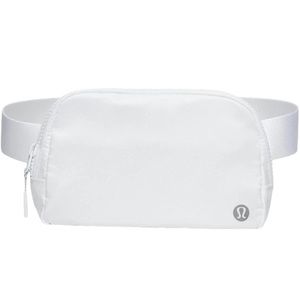 🤍Lululemon Everywhere Belt Bag-White🤍